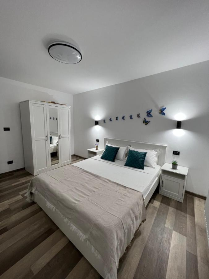 Sunny Luxury Home G. Enescu Suceava Exterior foto