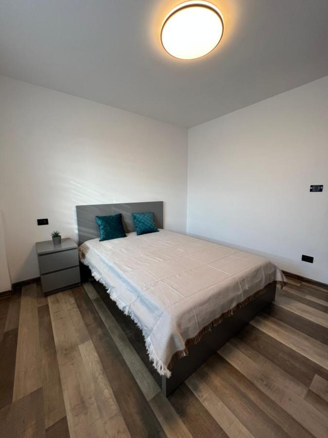 Sunny Luxury Home G. Enescu Suceava Exterior foto