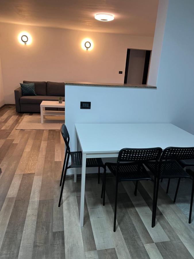 Sunny Luxury Home G. Enescu Suceava Exterior foto
